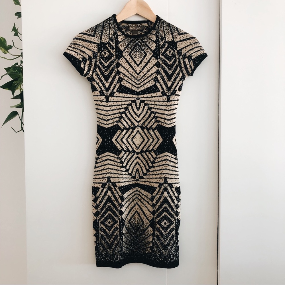 Charlie jade Art Deco mini sweater dress